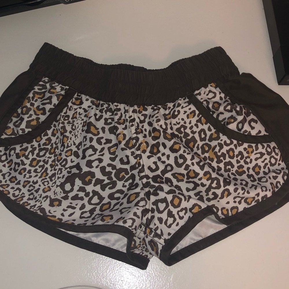 LEOPARD PRINT SHORTS